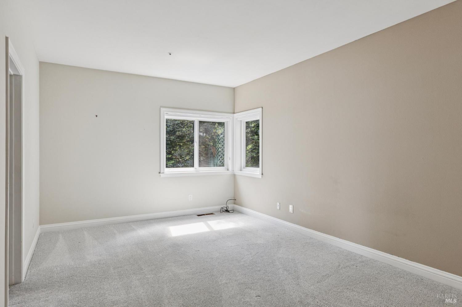 32 Marin Bay Park Court