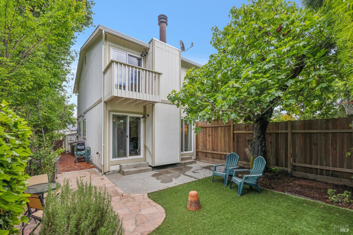 1361 San Anselmo Avenue