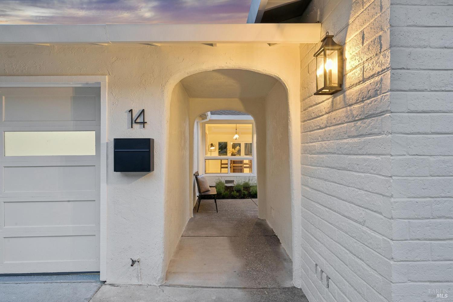 14 Laurelwood Court