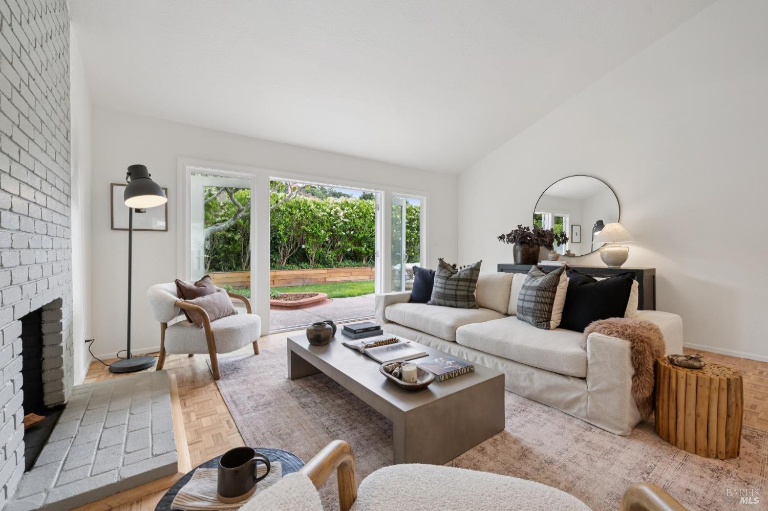 14 Laurelwood Court