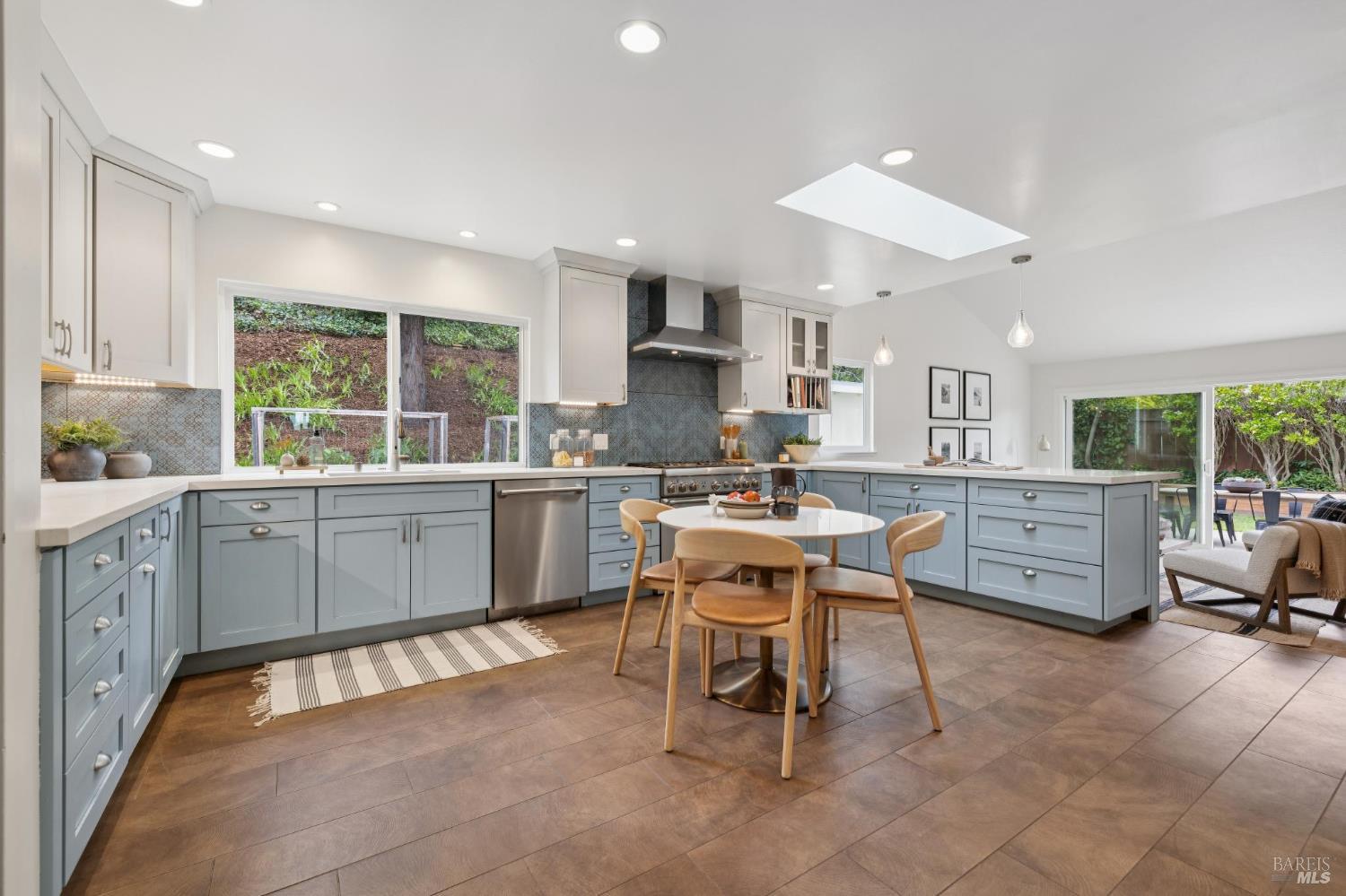 14 Laurelwood Court