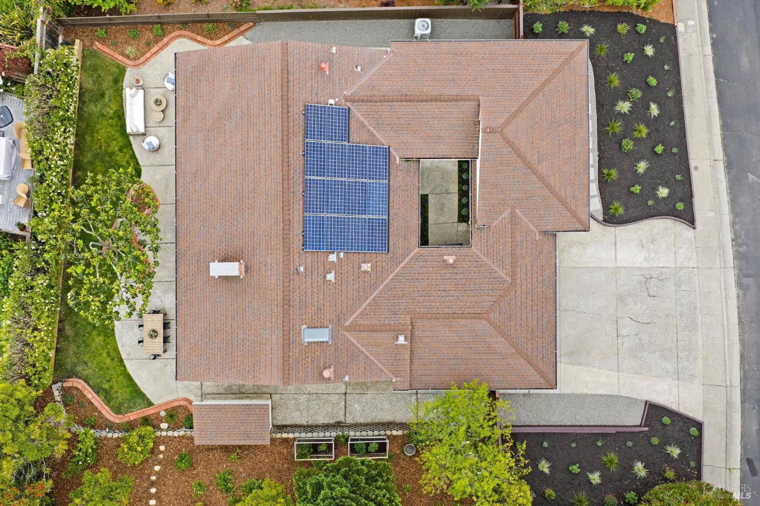 14 Laurelwood Court