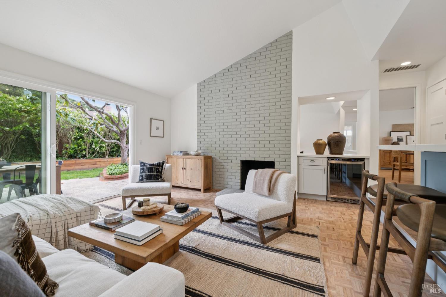 14 Laurelwood Court