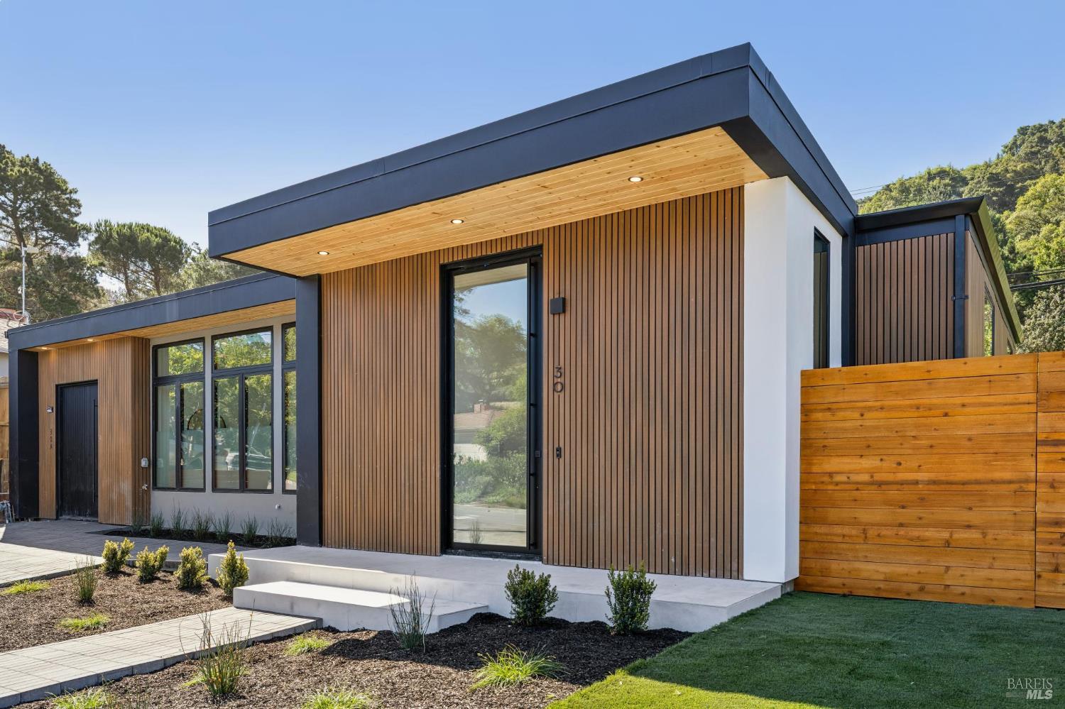 30 Juno Road