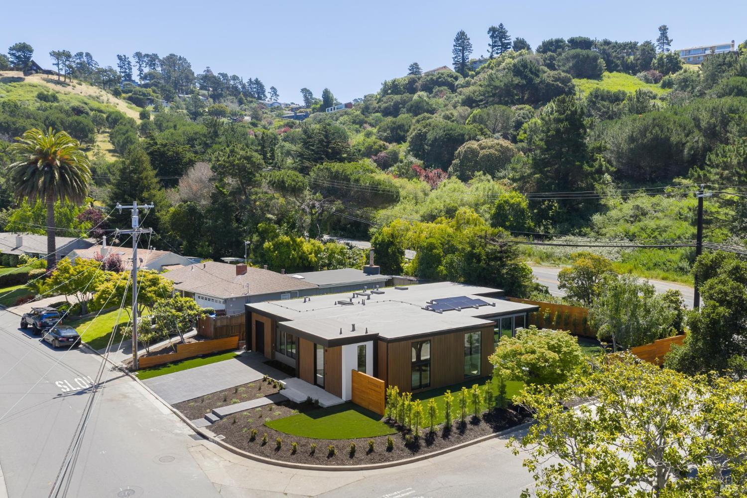 30 Juno Road