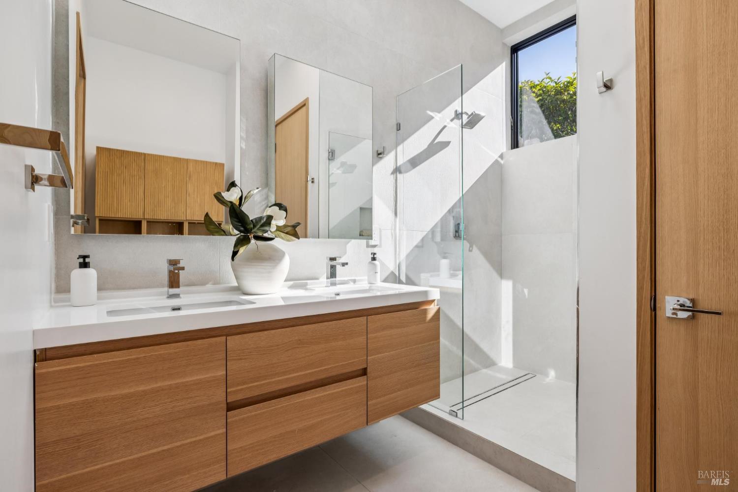 30 Juno Road
