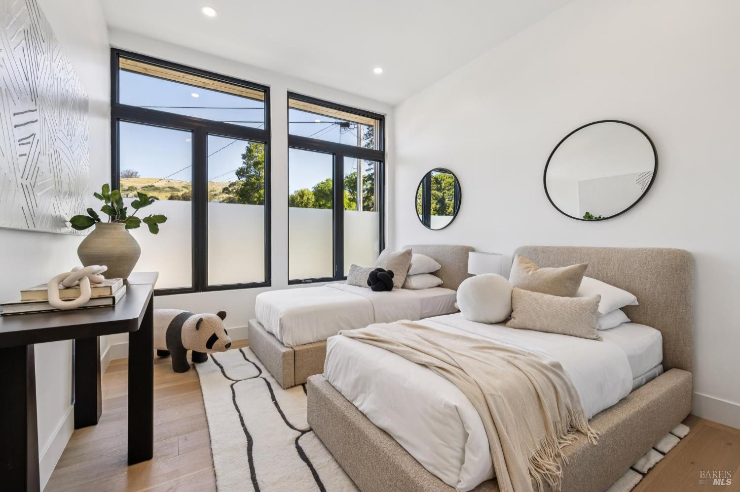 30 Juno Road