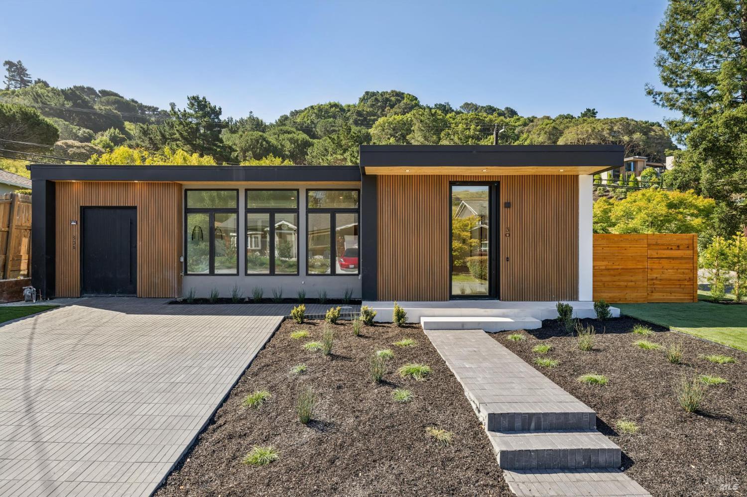 30 Juno Road