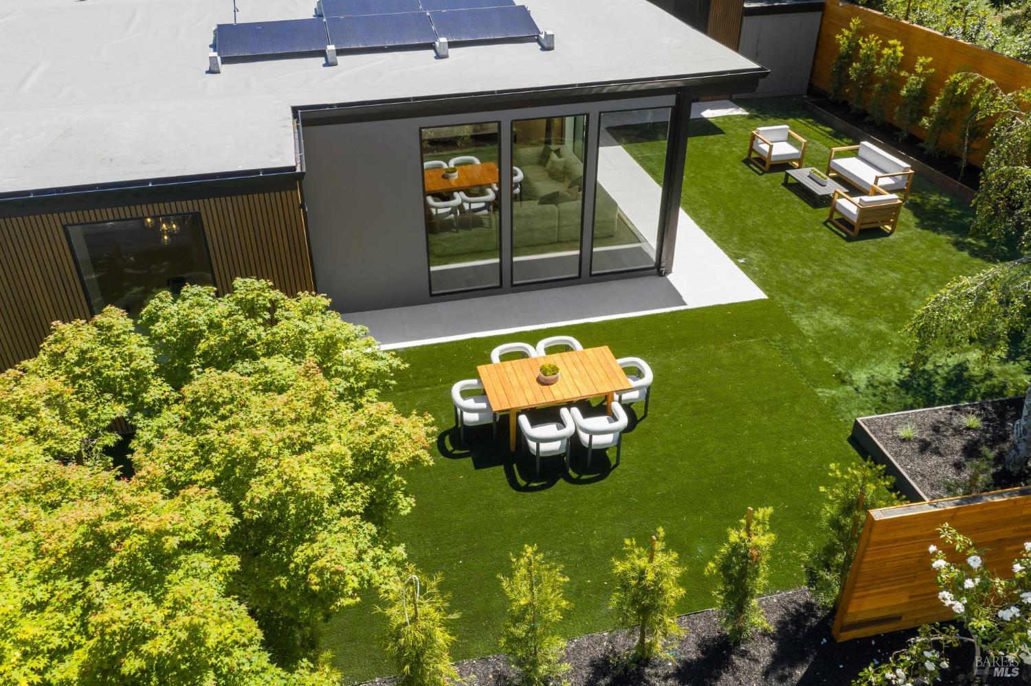 30 Juno Road