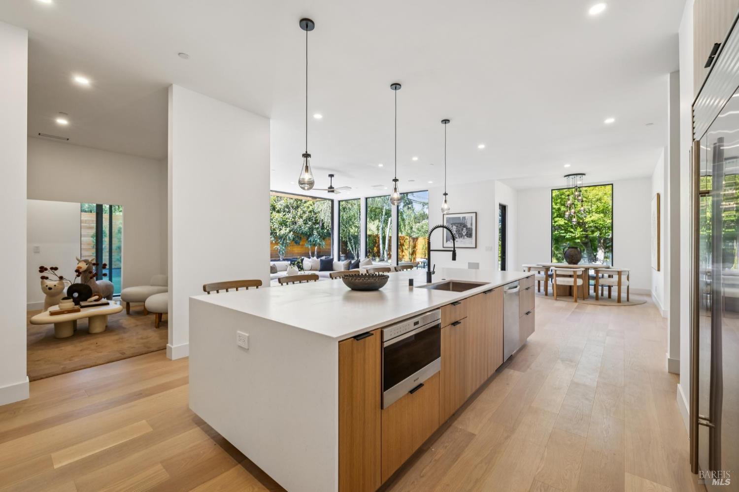 30 Juno Road