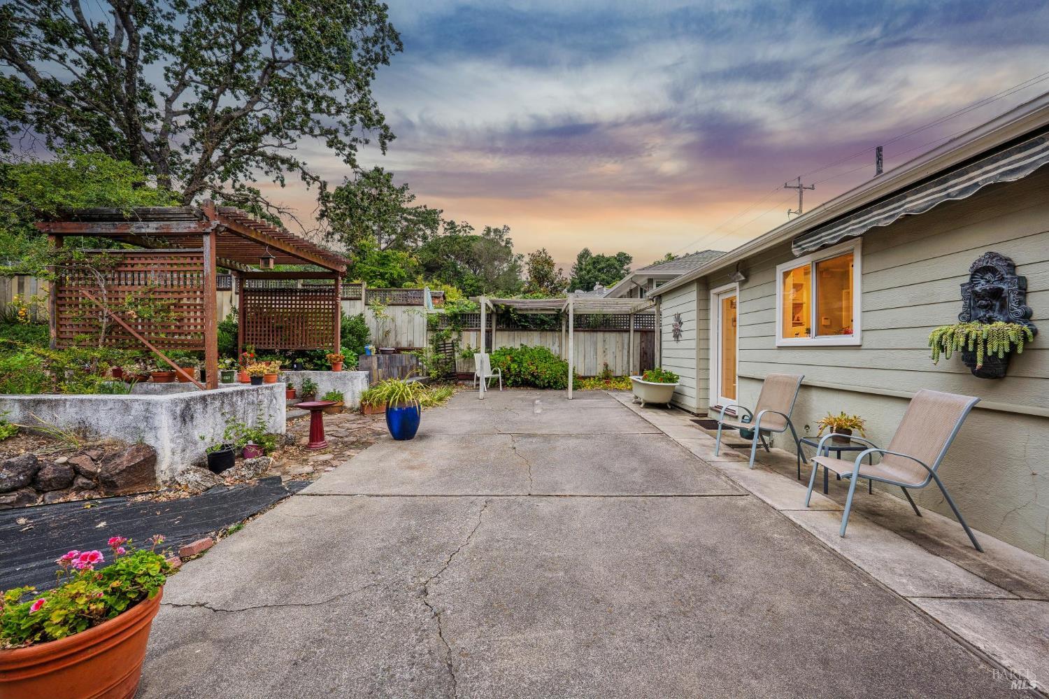 807 Reichert Avenue