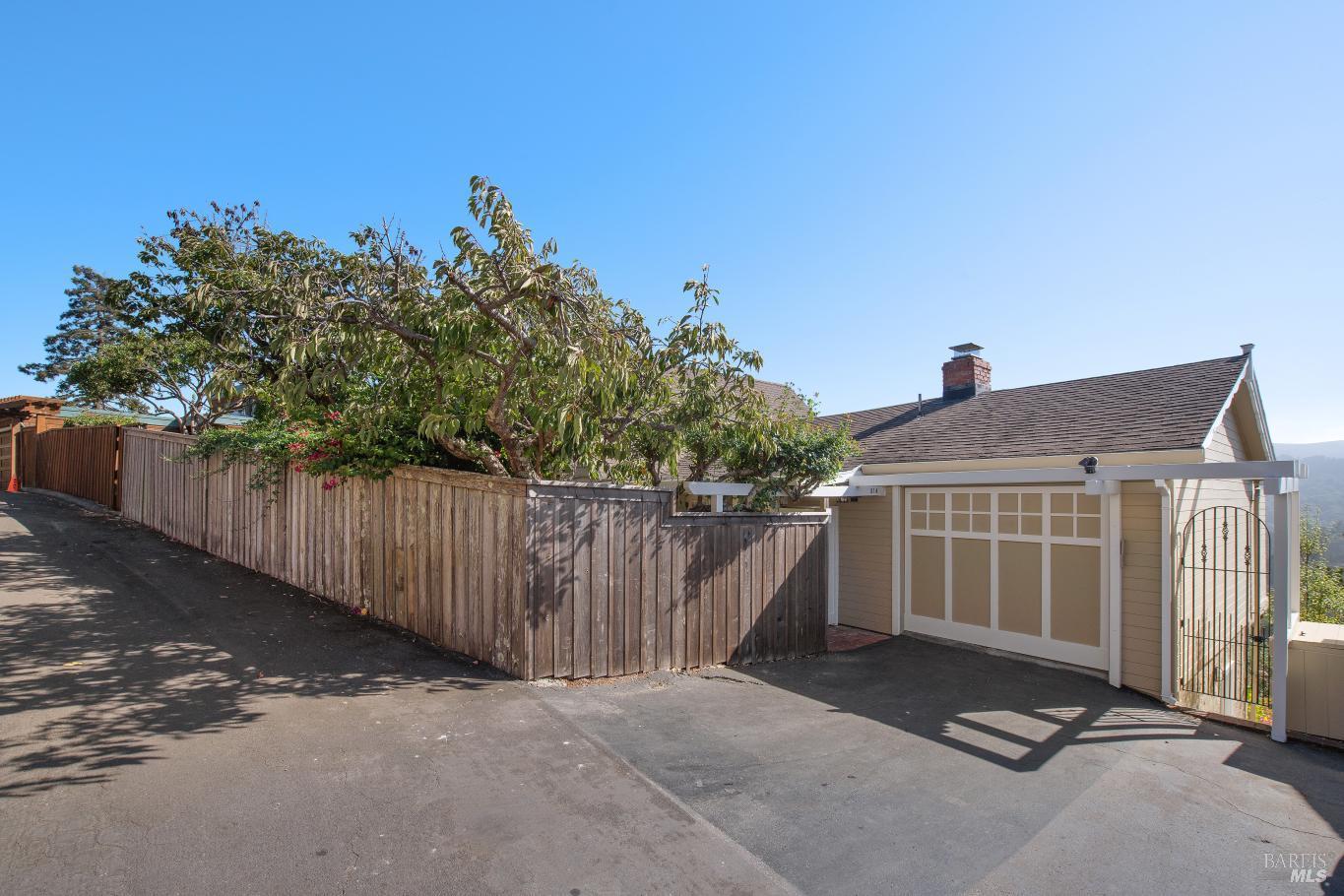 314 Joyce Way