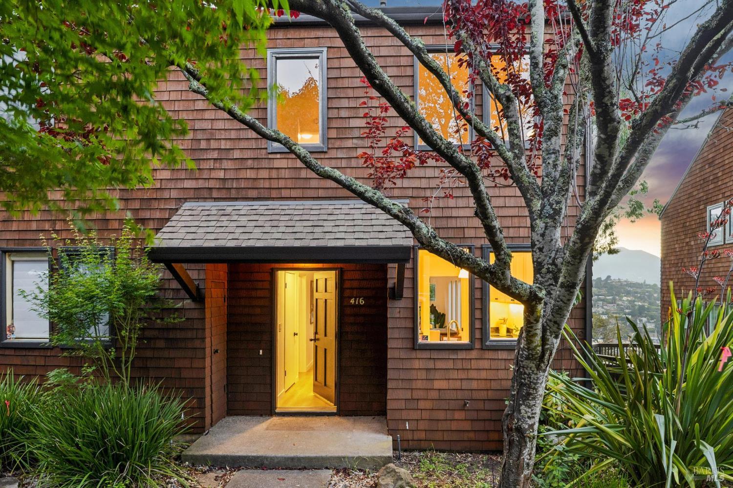 416 Donahue Street