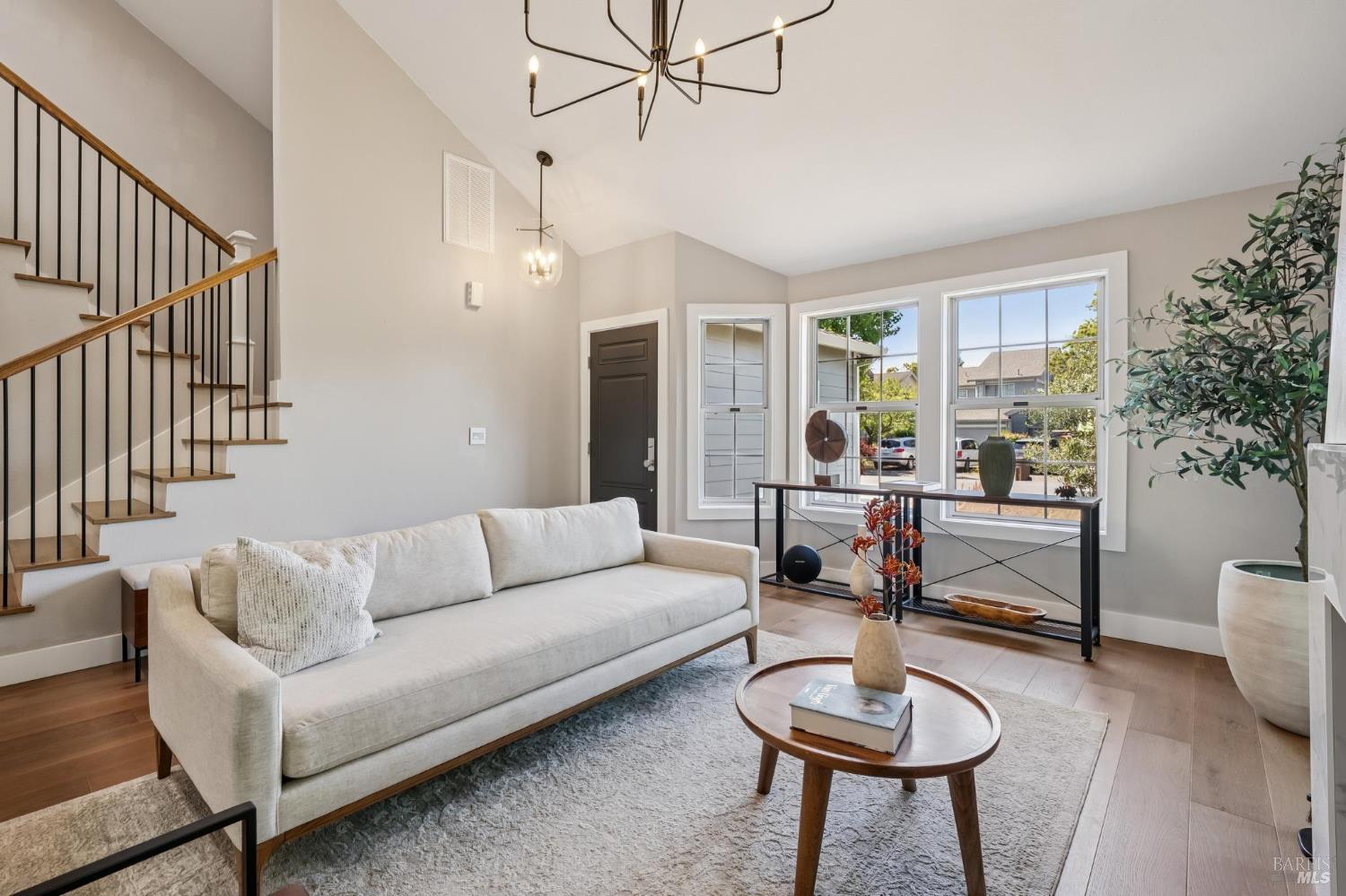 22 Hyannis Cove