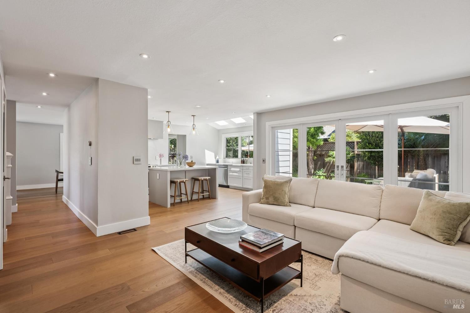 22 Hyannis Cove