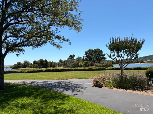 22 Hyannis Cove