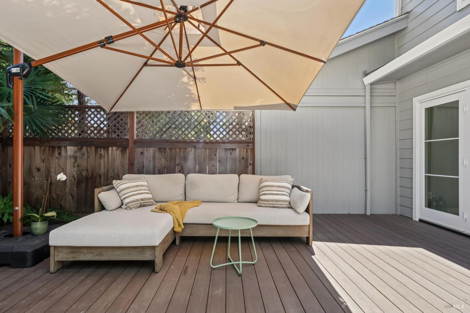 22 Hyannis Cove