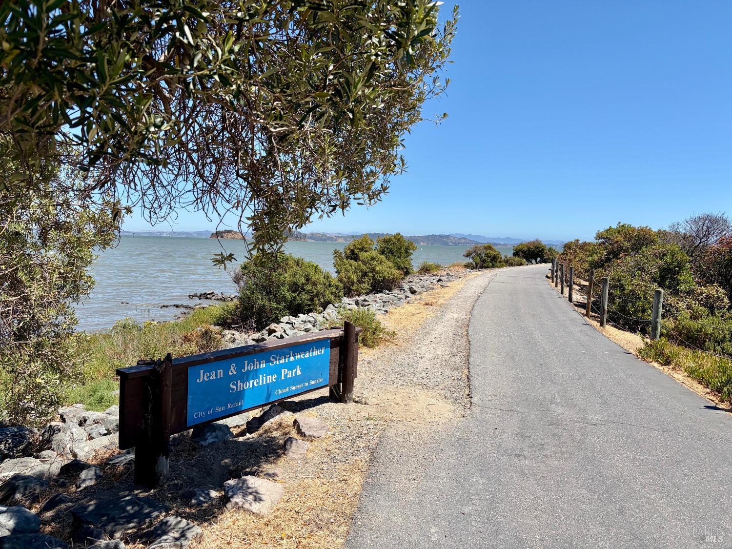 22 Hyannis Cove