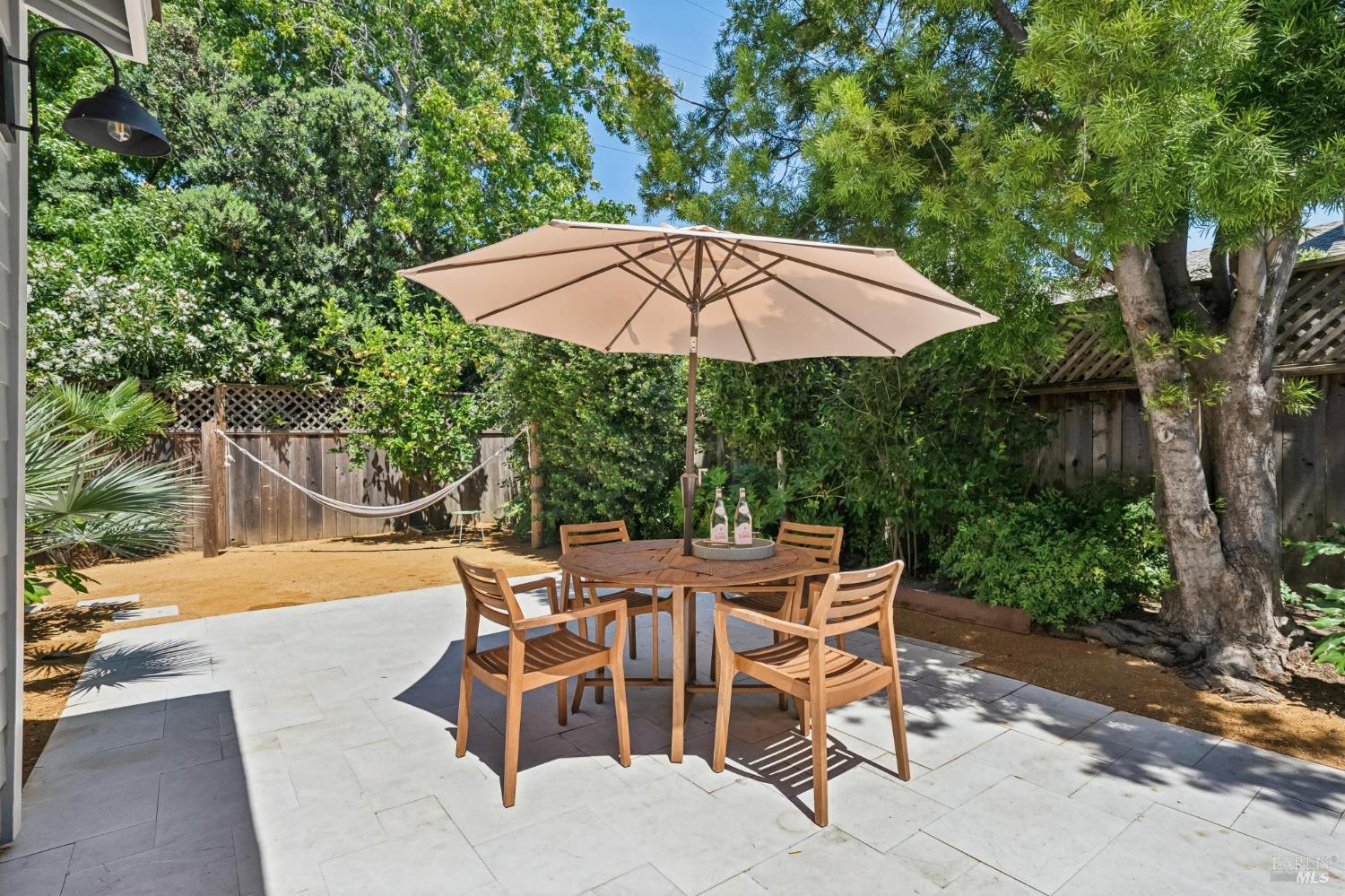 22 Hyannis Cove