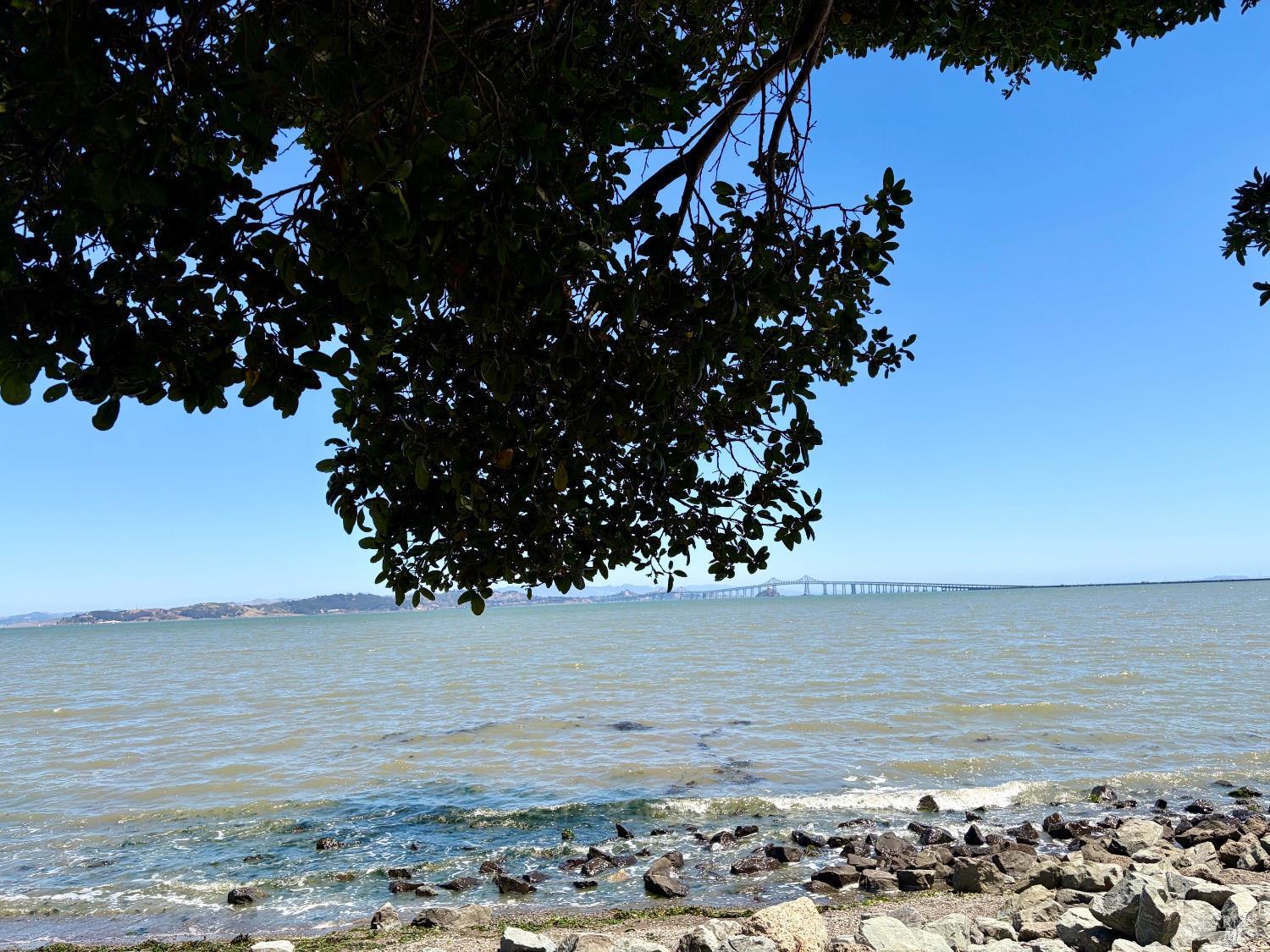 22 Hyannis Cove