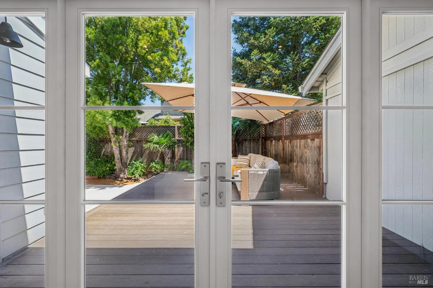 22 Hyannis Cove