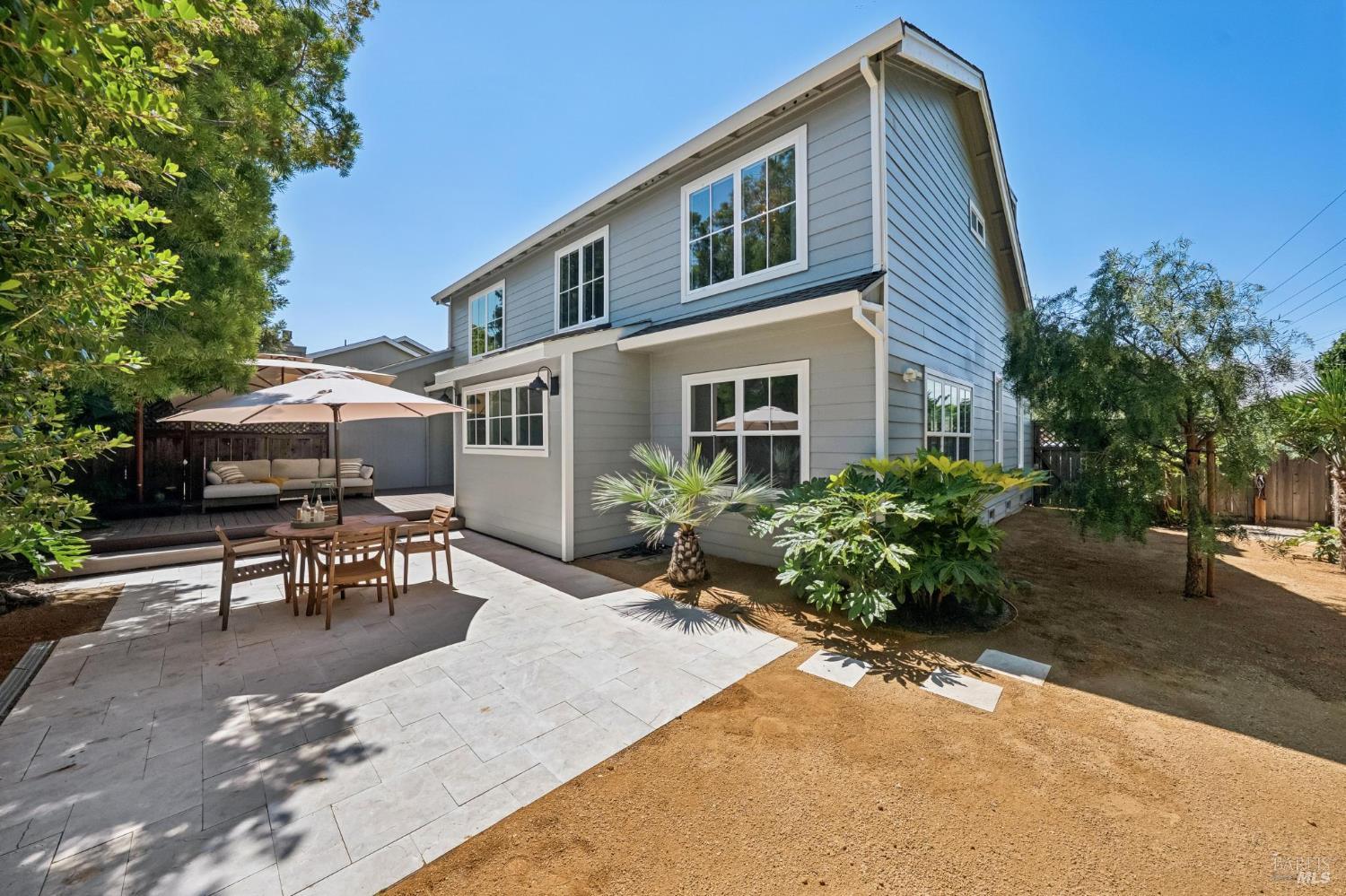 22 Hyannis Cove
