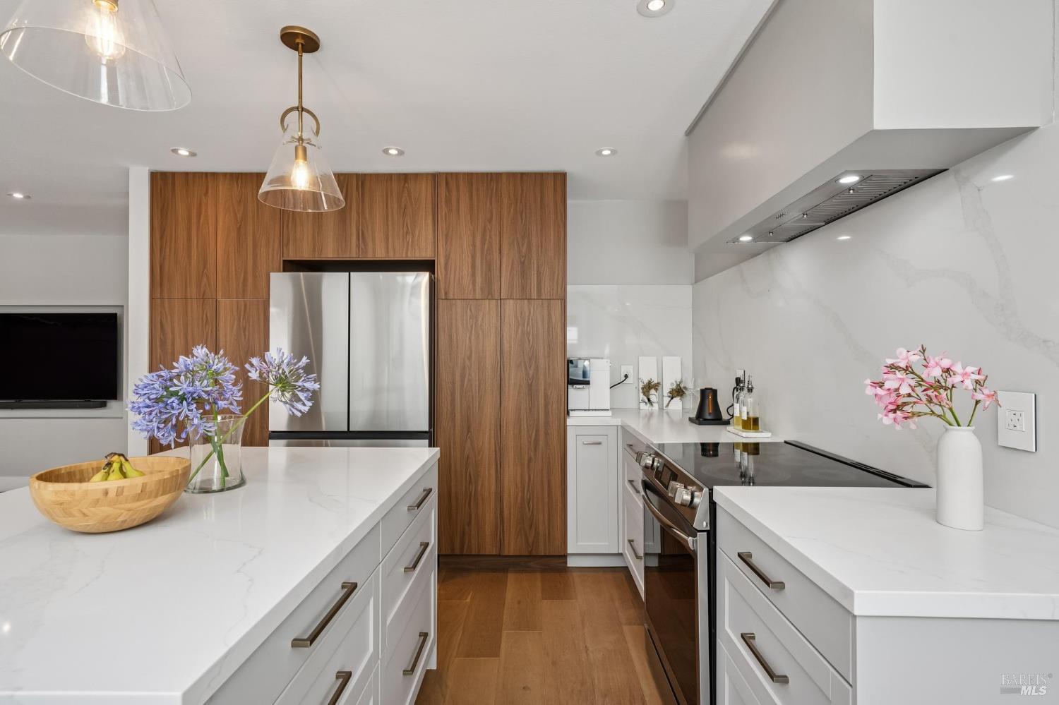 22 Hyannis Cove
