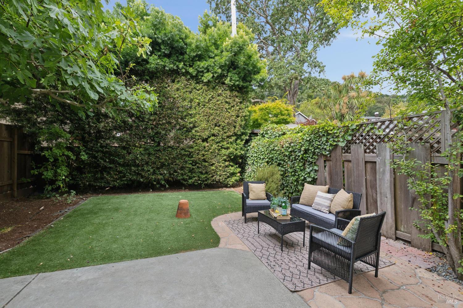 1361 San Anselmo Avenue