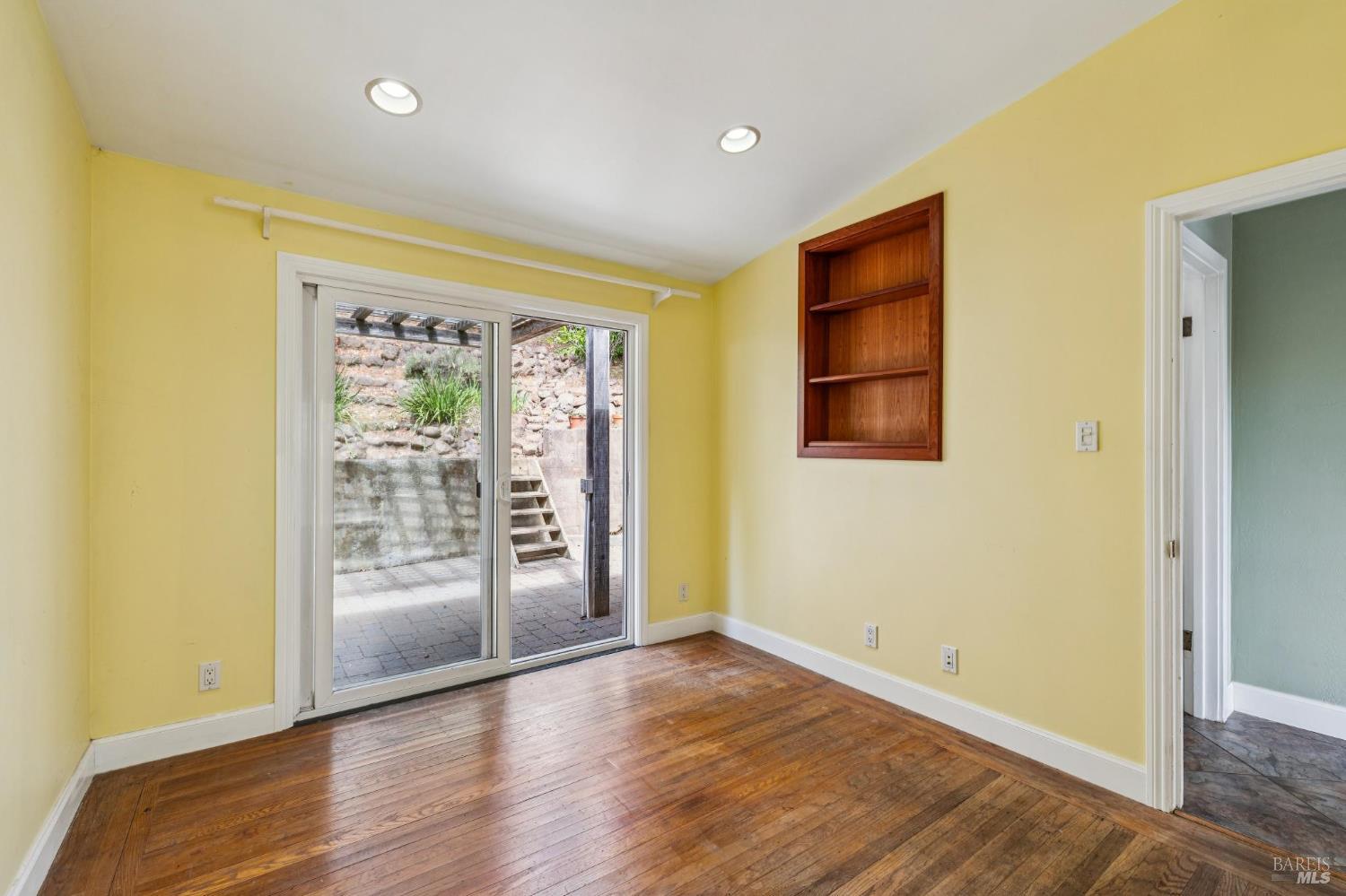 40 Elm Avenue