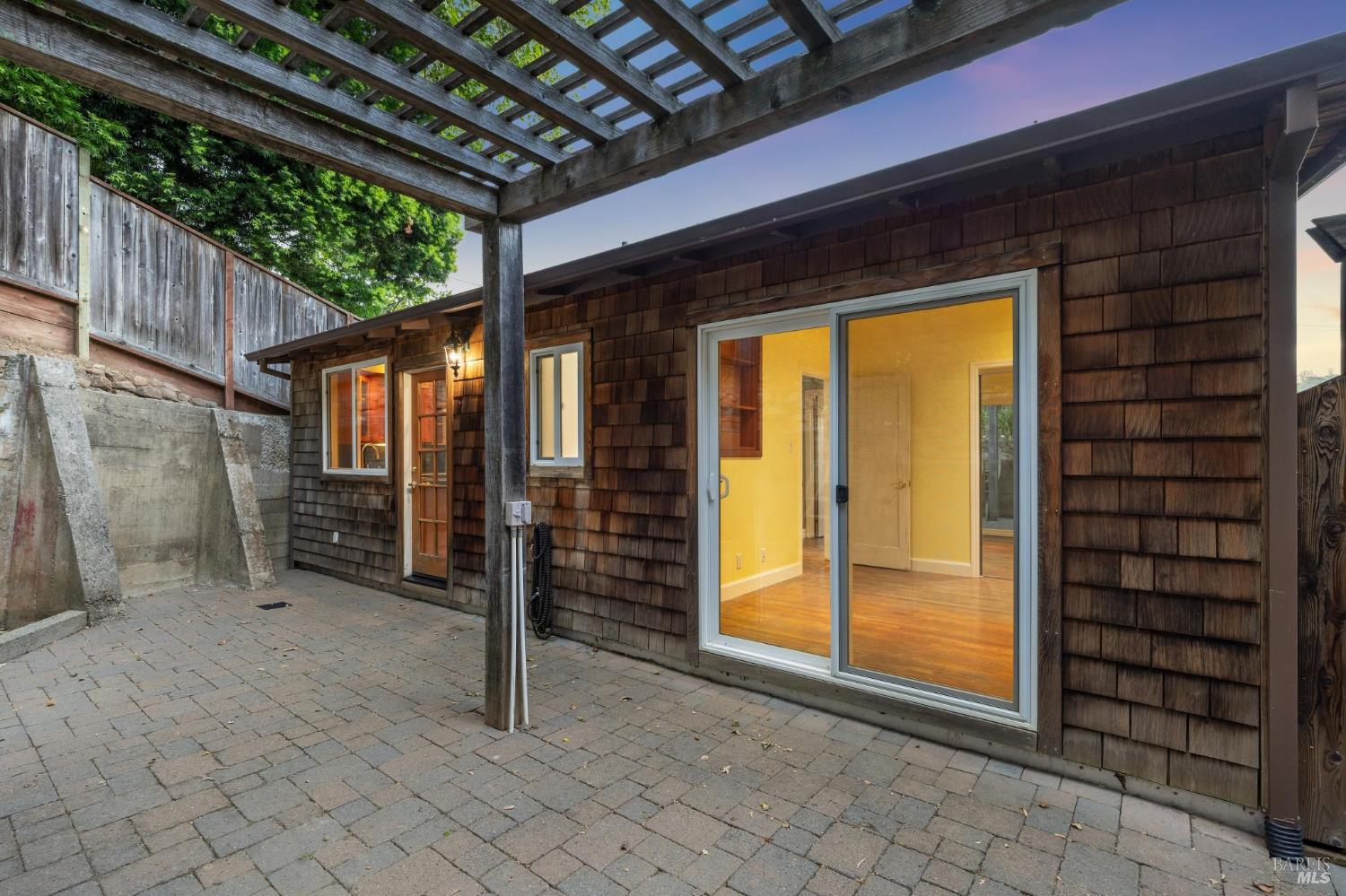 40 Elm Avenue
