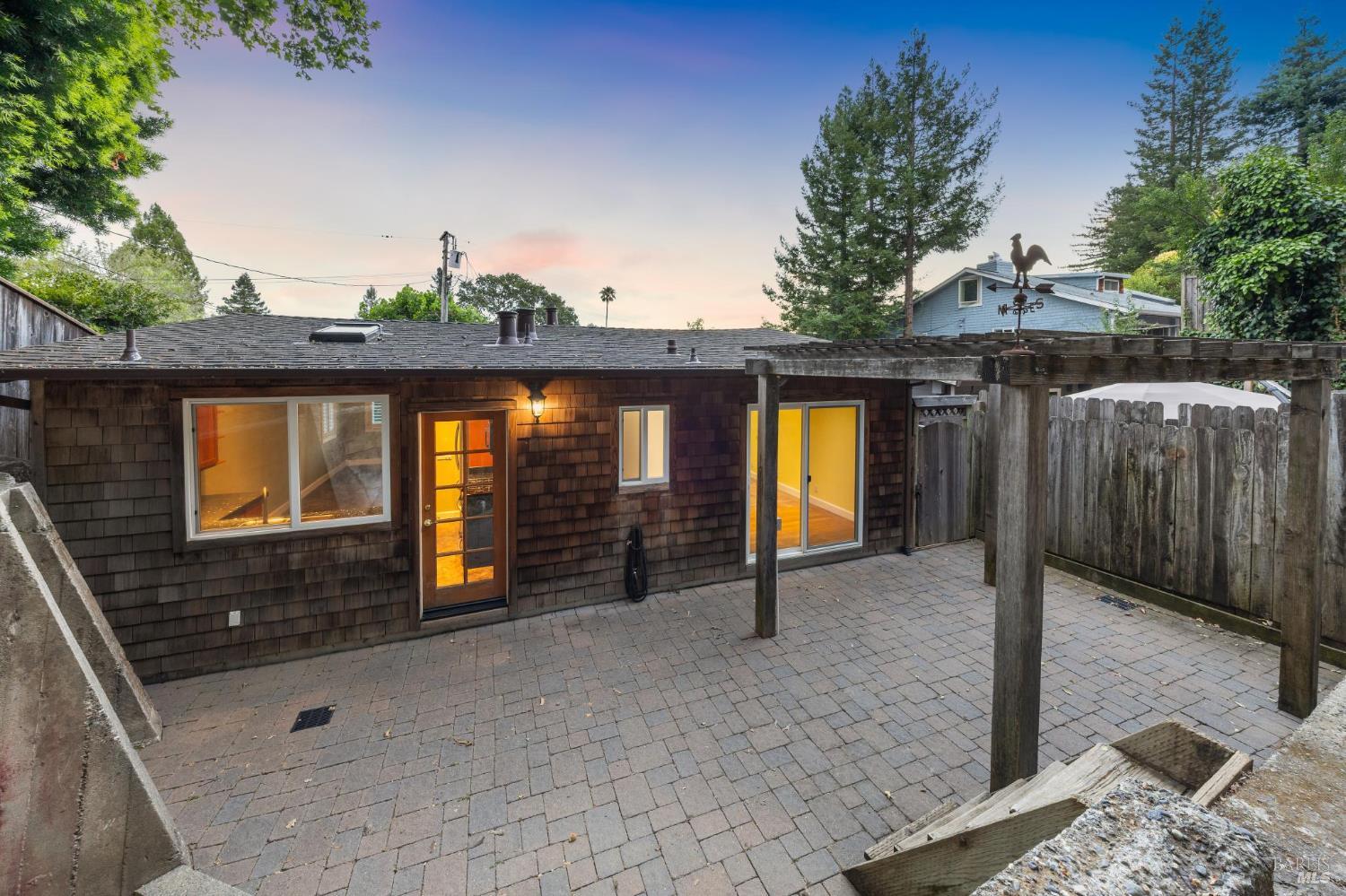 40 Elm Avenue