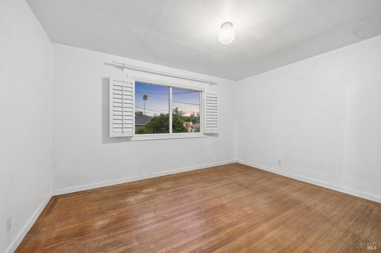 40 Elm Avenue