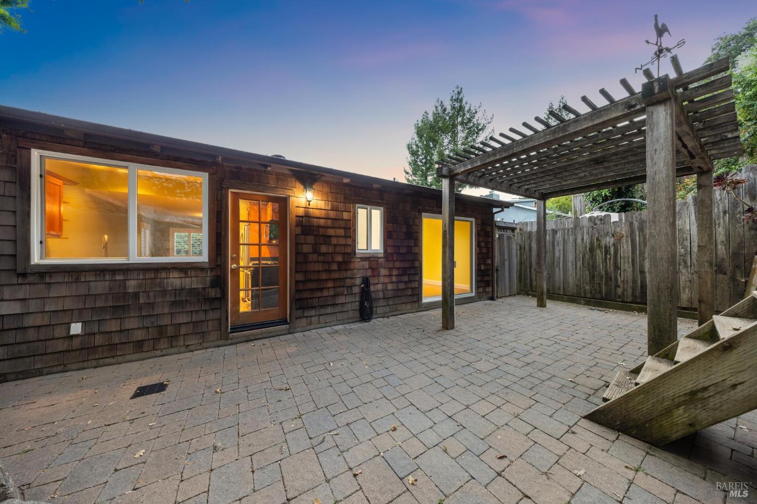 40 Elm Avenue