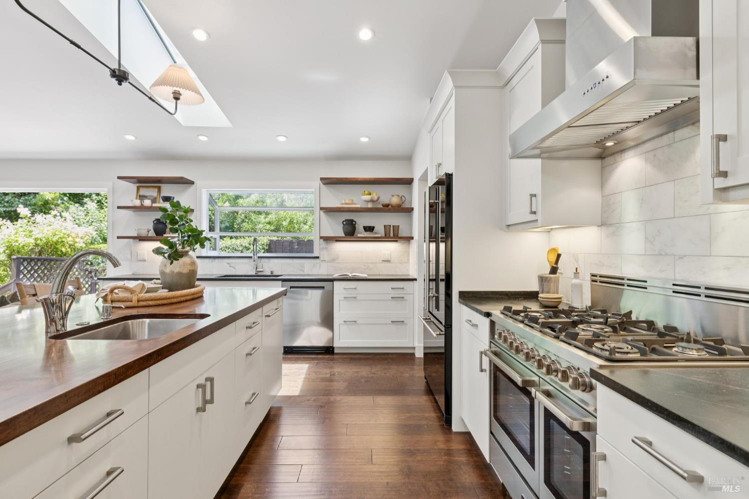 1407 Casa Buena Drive
