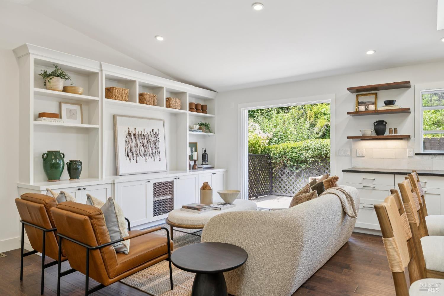 1407 Casa Buena Drive