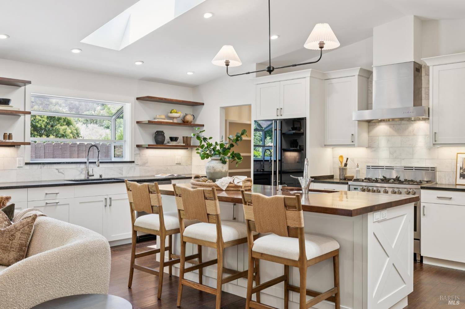 1407 Casa Buena Drive