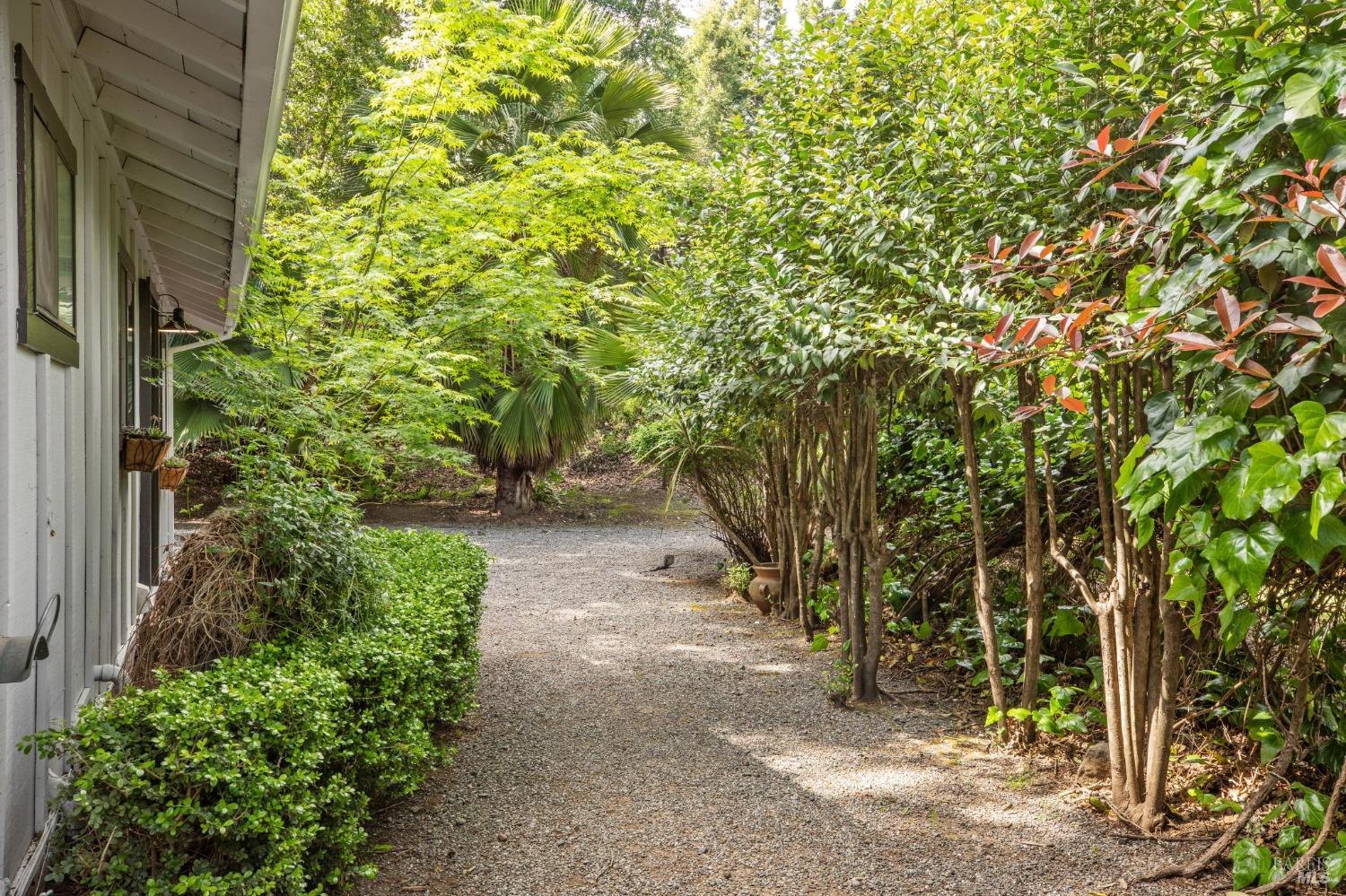 10 Angelica Court Unit: #A