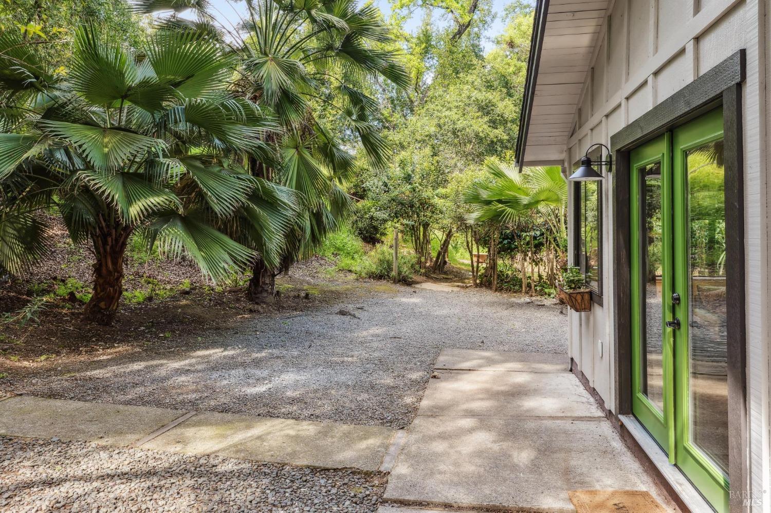 10 Angelica Court Unit: #A