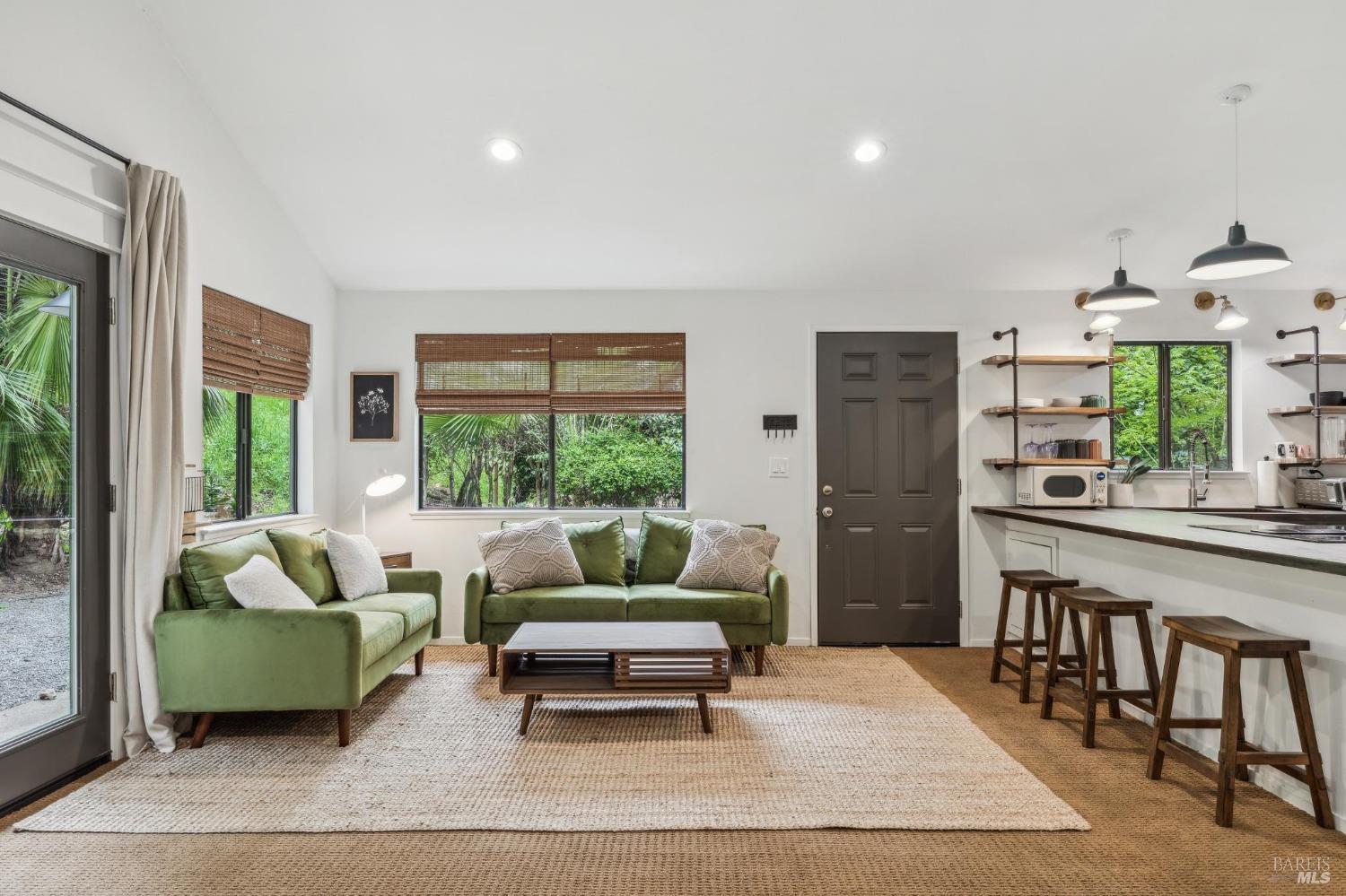 10 Angelica Court Unit: #A