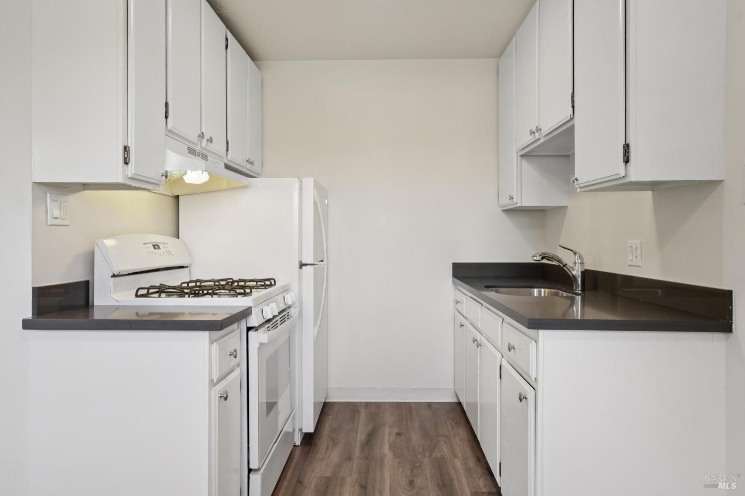 83 Pixley Avenue Unit: #7