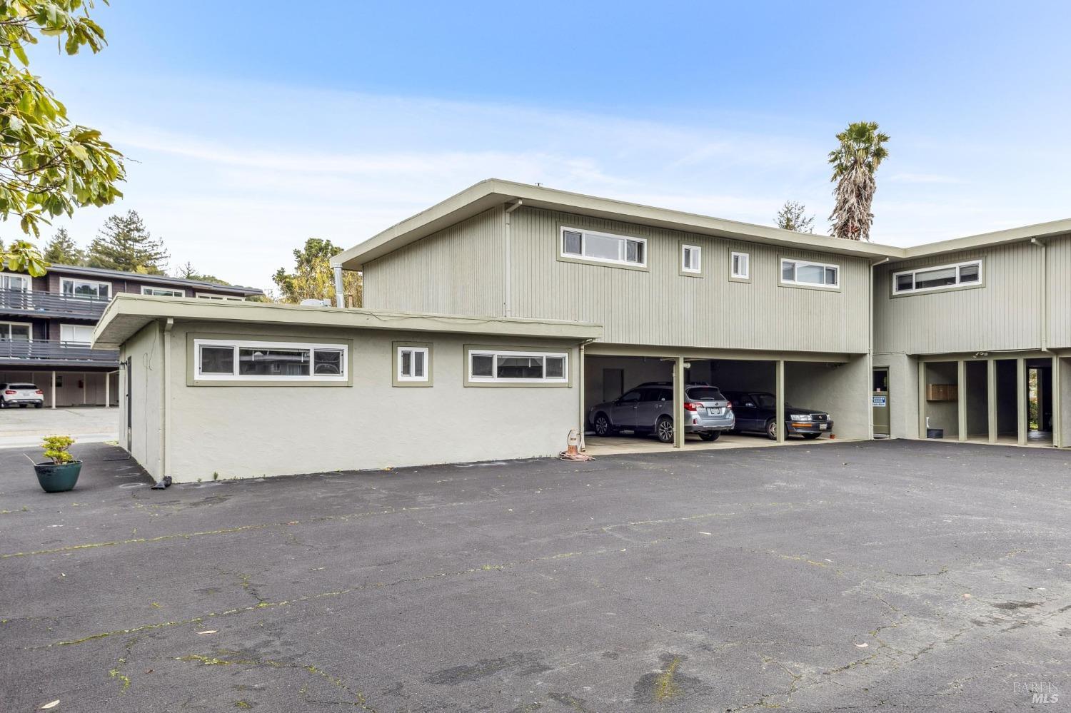 83 Pixley Avenue Unit: #1