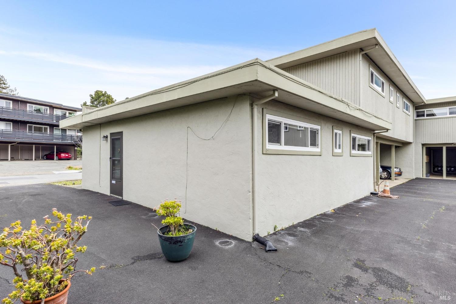 83 Pixley Avenue Unit: #1