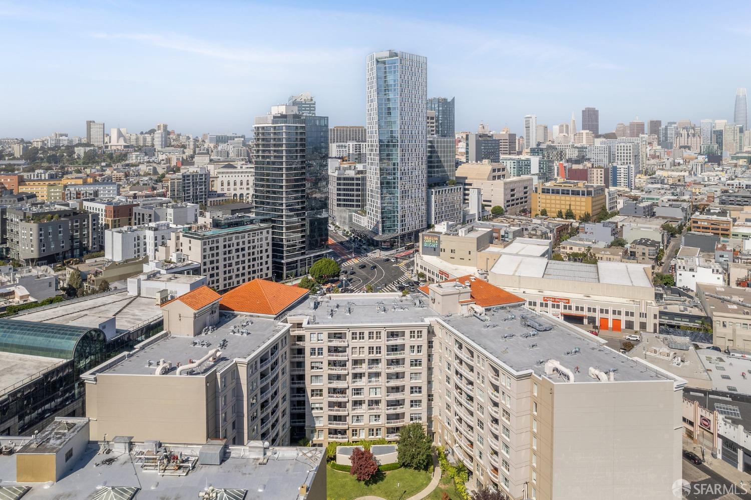 140 South Van Ness Ave #901