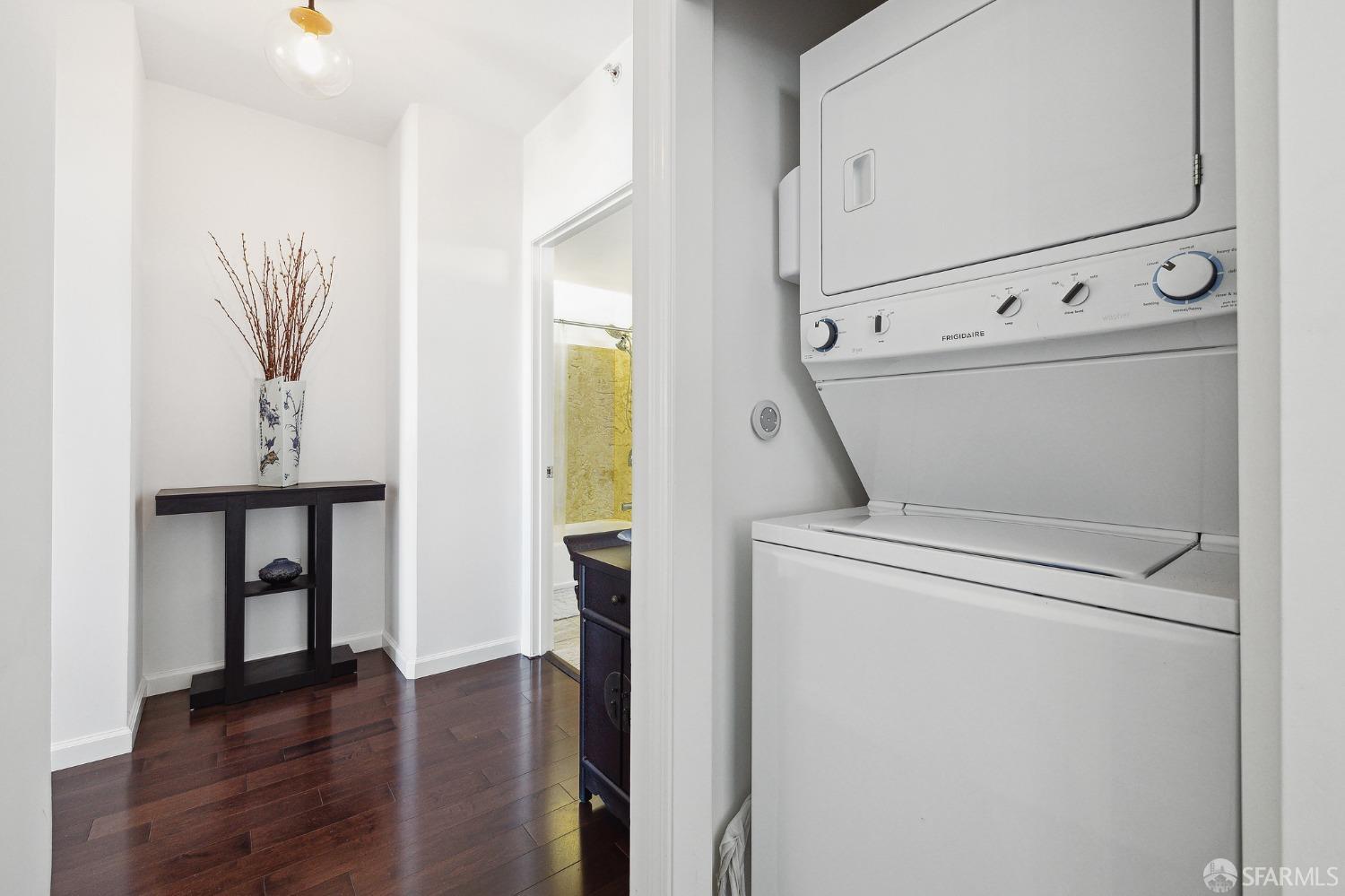 140 South Van Ness Ave #901