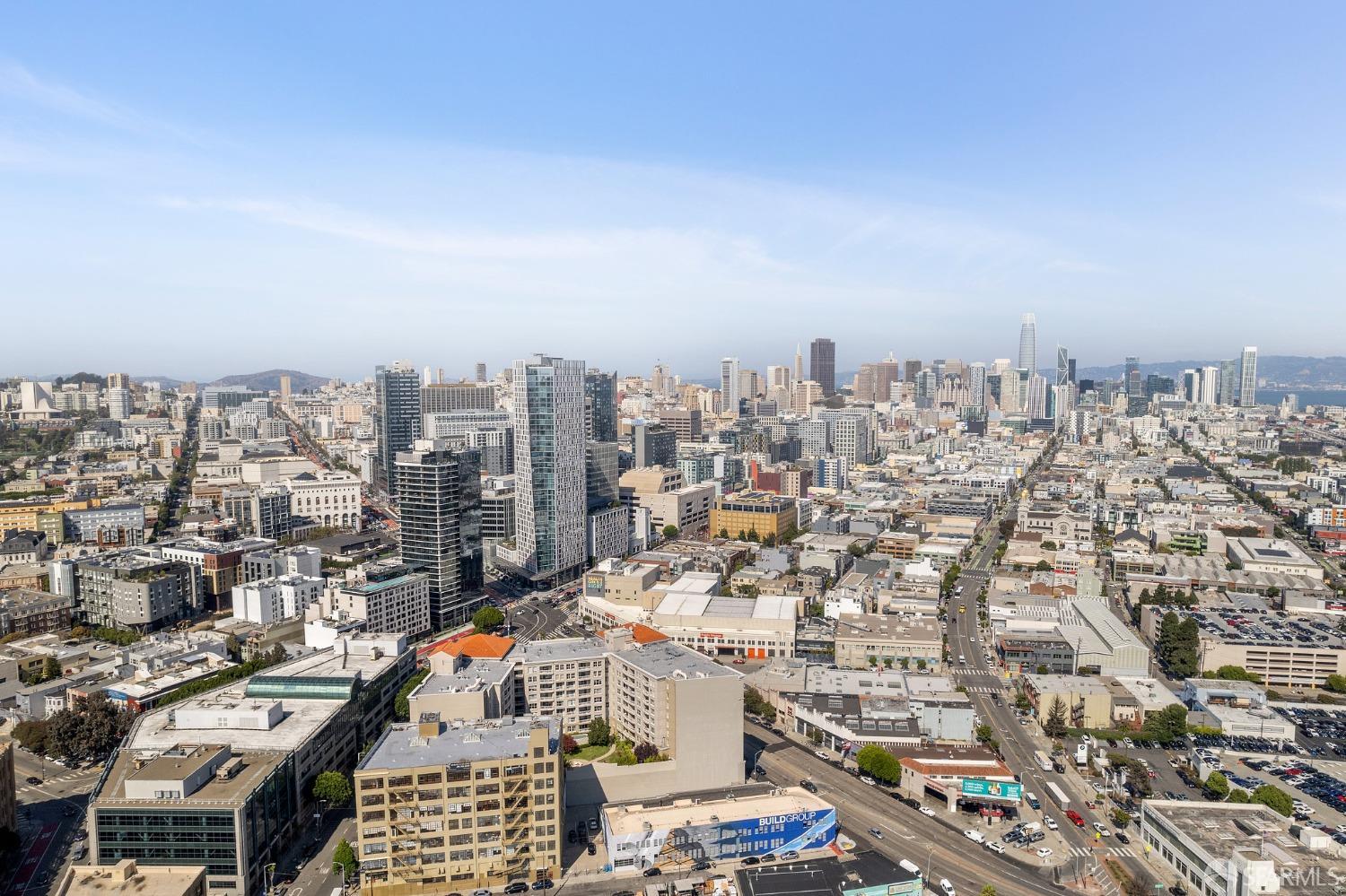 140 South Van Ness Ave #901