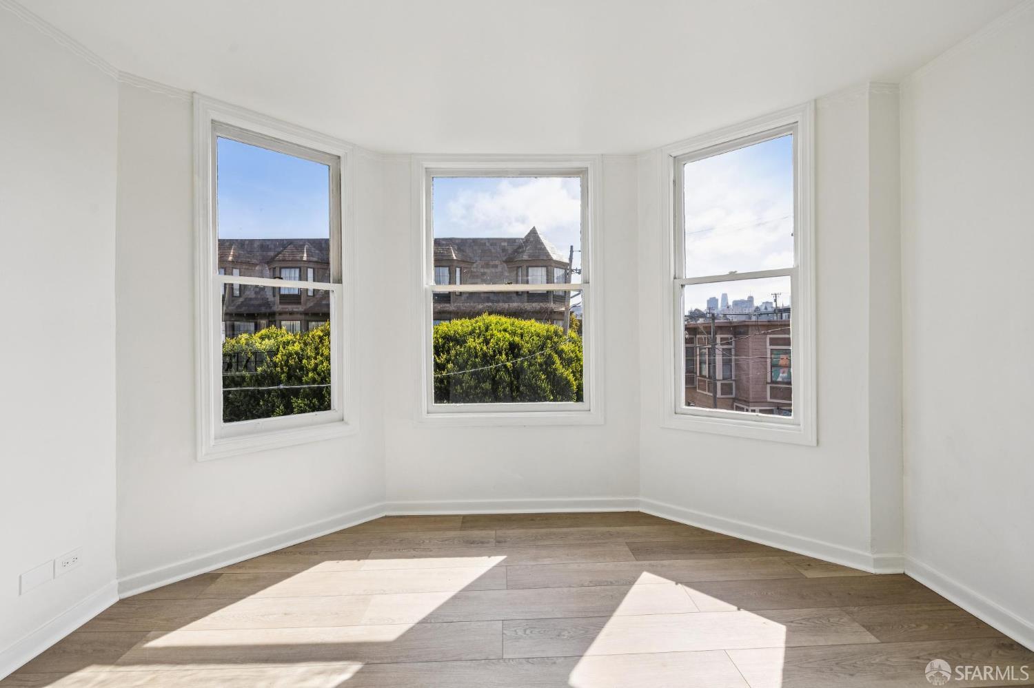 3235 Fillmore Street Unit: #4