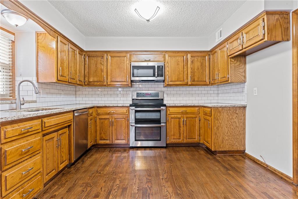 11420 W 104th Street