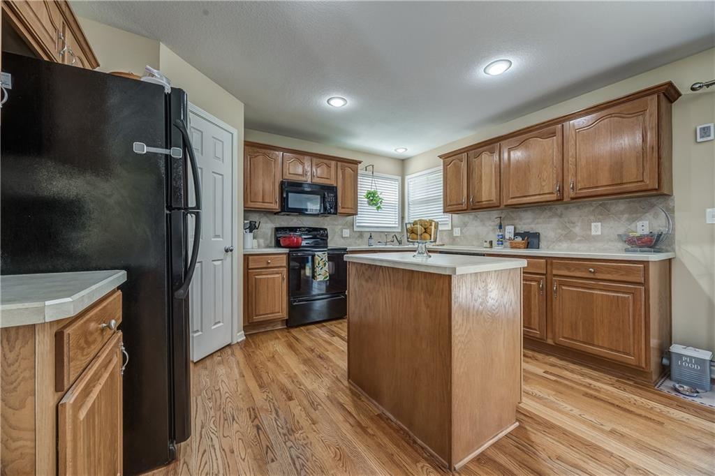 604 FAIRWAY Road
