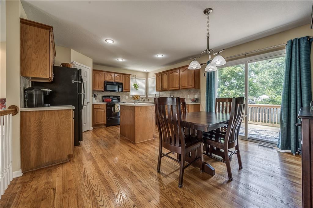 604 FAIRWAY Road