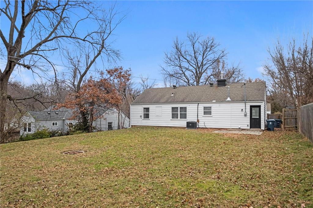 2801 W 76th Street